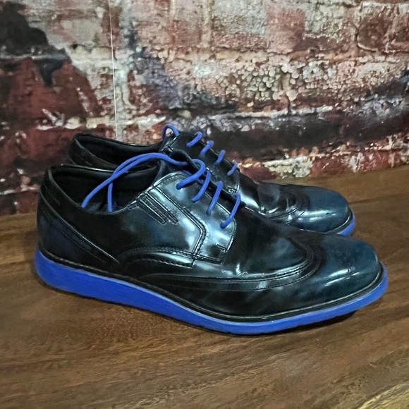 PREOWNED Rockport Men’s Wingtip Oxford Black and Blue Leather, Size 10 - Picture 3 of 5
